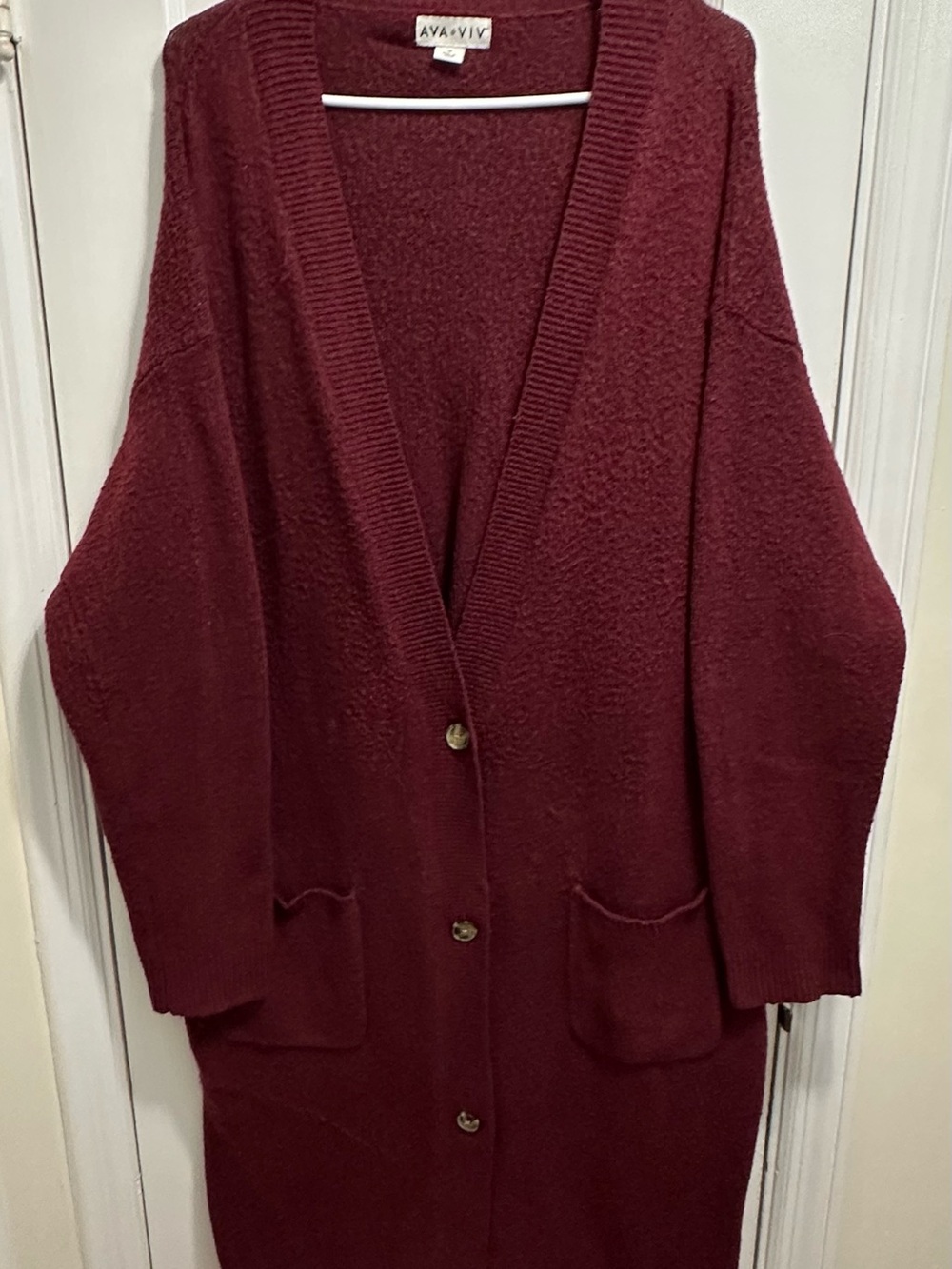 Ava & Viv: 1X Burgundy Longline Button Cardigan